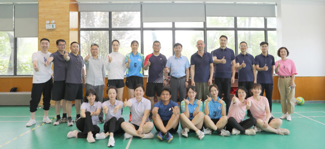 https://www.ahiib.edu.cn/_upload/article/images/87/77/1e5824b147b0b5adc93ff1f4d0aa/aed1afdc-6b0a-4288-938c-24aeb56e21b4.jpg