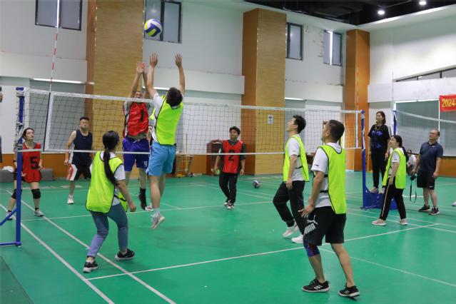 https://www.ahiib.edu.cn/_upload/article/images/0d/21/d53eb8314f99a94ddde272429dfa/1253f43f-6524-40ab-b16b-b1ef259a2008.jpg